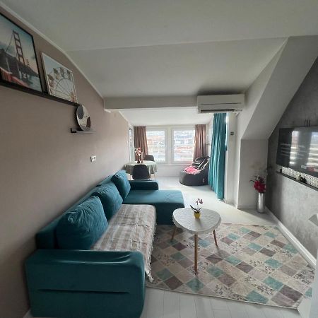 Town Place Apartment Kŭrdzhali Eksteriør bilde
